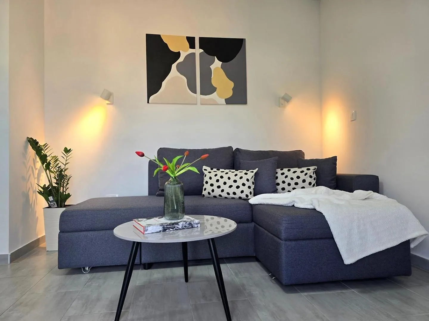 Holiday apartments by the sea Funtana 0*,