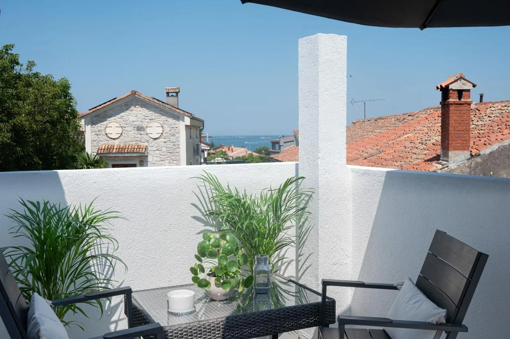 Holiday apartments by the sea Funtana
